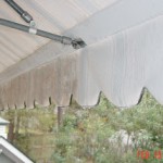 cleaning-off-mildew-from-awnings