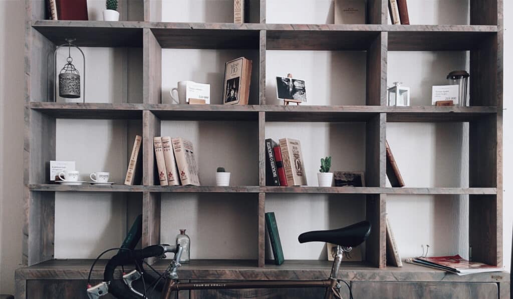 build storage shelves