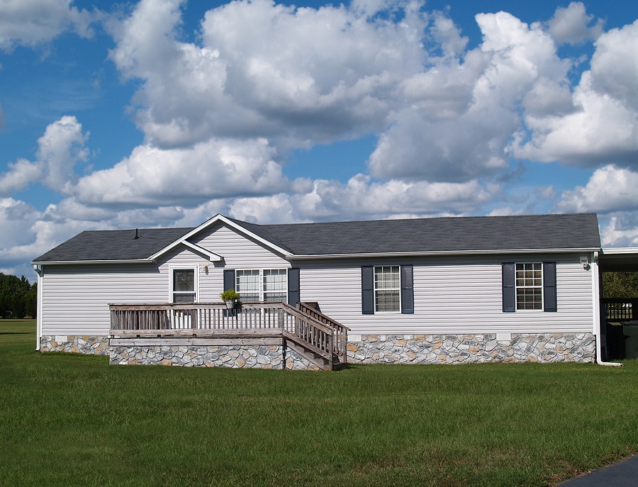 Choosing the Right Mobile Home Skirting