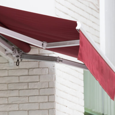 Retractable vs. Fixed Window Awnings